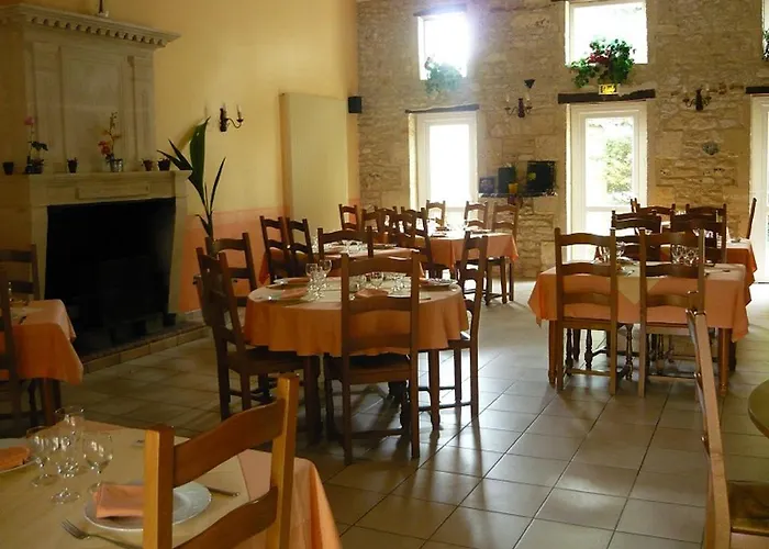 Pensión De Leylandy Saint-Sulpice-de-Royan