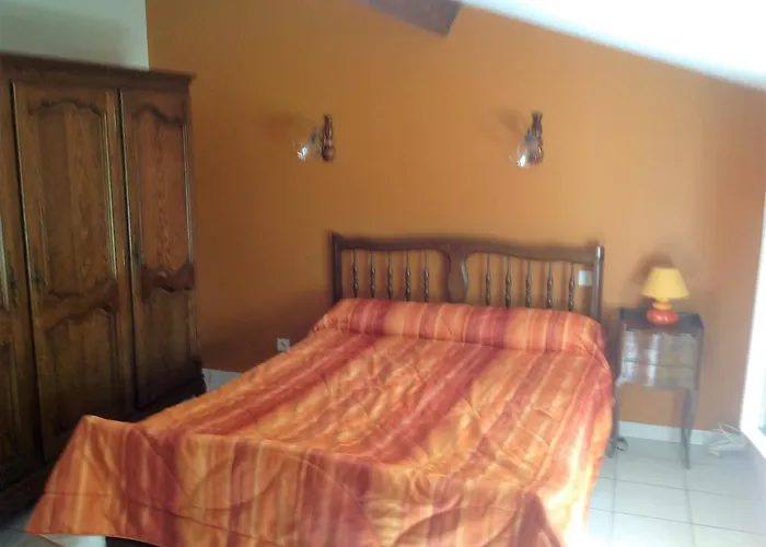 Pensión De Leylandy 3*