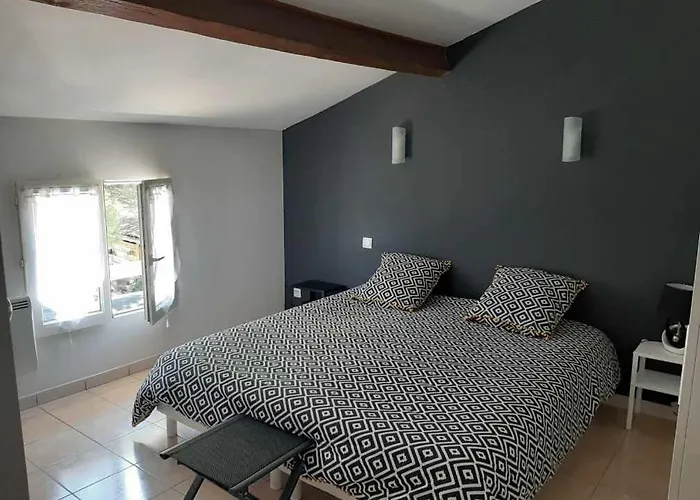 De Leylandy Pensión